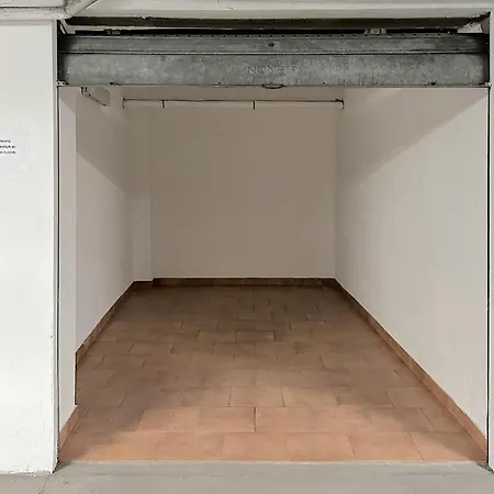 Garage Privato - Nuovo Centro Διαμέρισμα *
